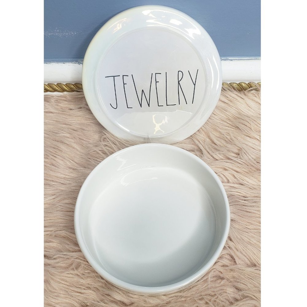 NWOT Rae Dunn Jewelry/Trinket Box Artisan Collection By Magenta